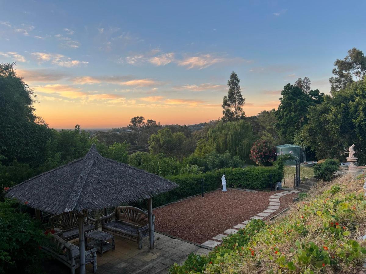 Bright & Beautiful Home On The Hills! Kelmscott المظهر الخارجي الصورة